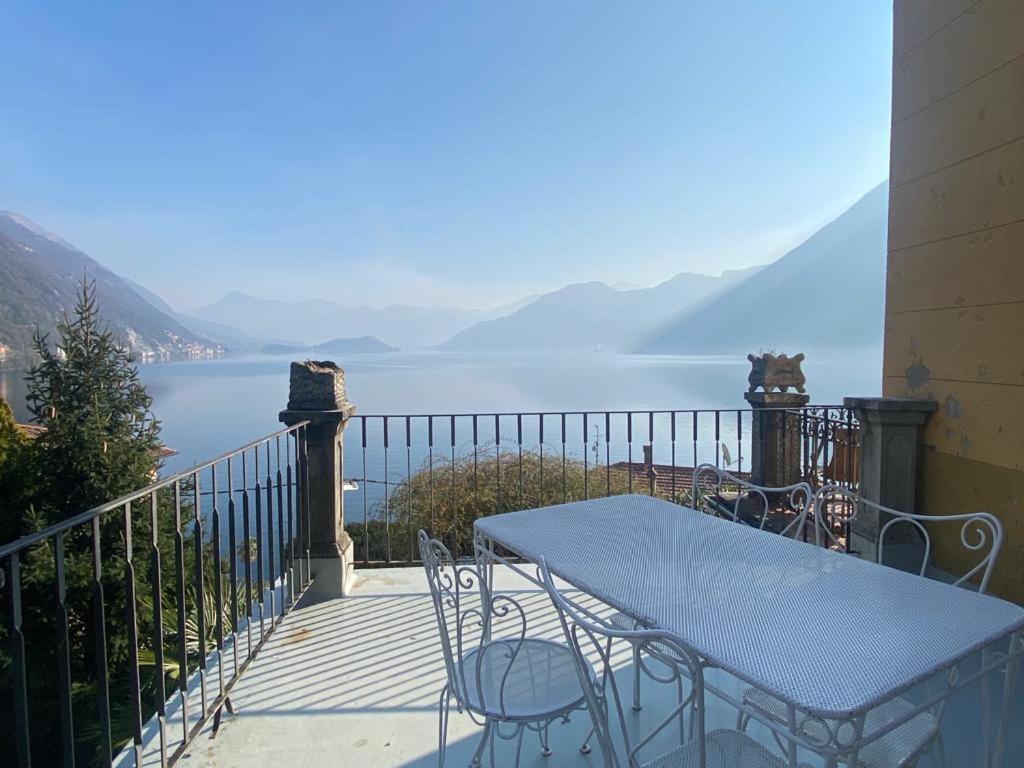 The Comfort - Big Apartment In Villa With Garden And Terrace Argegno Exteriér fotografie